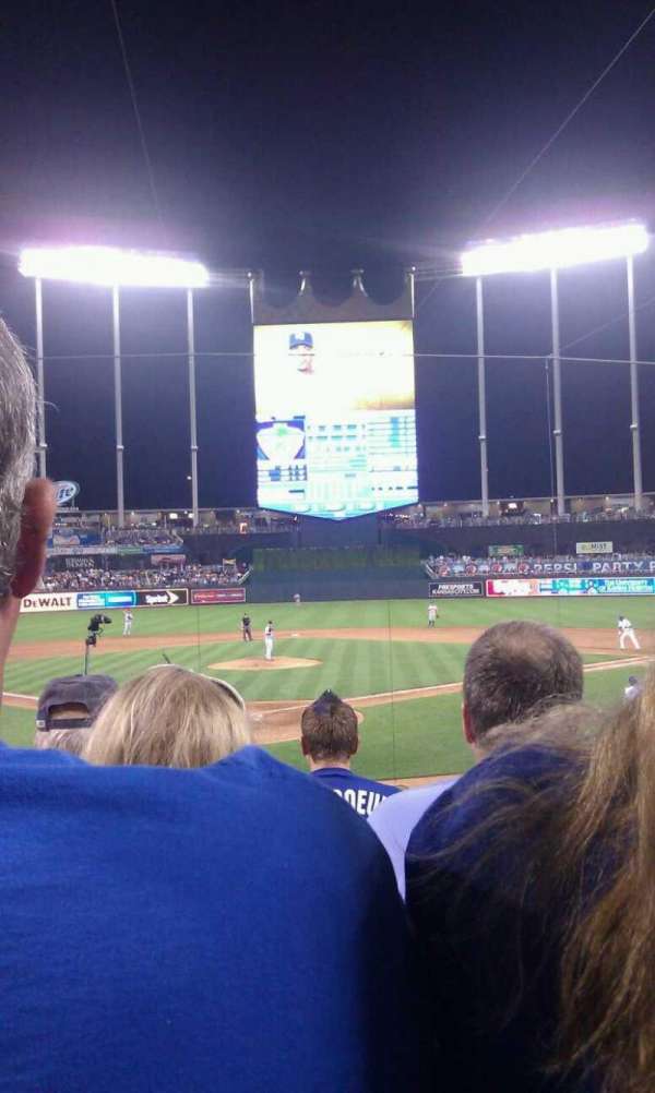 Kauffman Stadium, section: 129, row: F, seat: 5