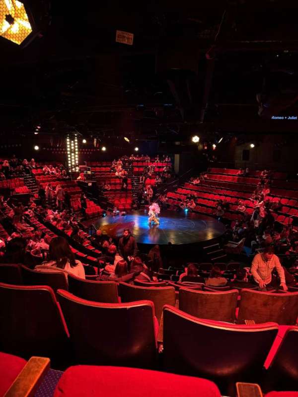 Circle in the Square Theatre, section: Orchestra 100 (Odd), row: C, seat: 107