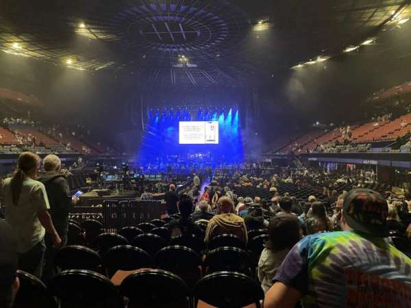 Kia Forum, section: 3, row: 17, seat: 4