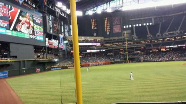 Chase Field, section: 136, row: 26, seat: 18