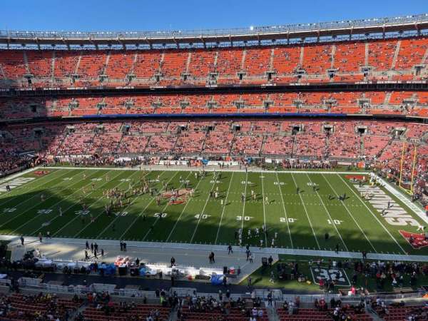 Huntington Bank Field, section: 510, row: 2, seat: 17