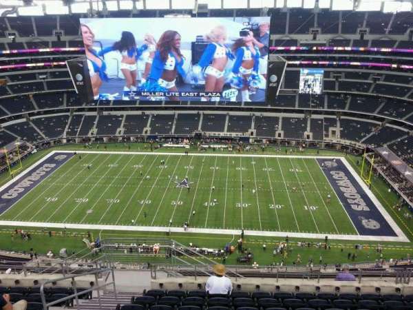 AT&T Stadium, section: 442, row: 17, seat: 23