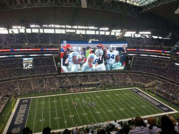 AT&T Stadium, section: 415, row: 25, seat: 7