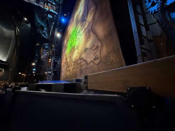 Gershwin Theatre, section: Orchestra R, row: BB, seat: 6
