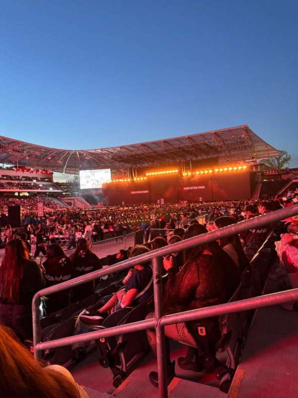 BMO Stadium, section: 117, row: F, seat: 1