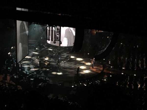 Kia Forum, section: 226, row: 28, seat: 8