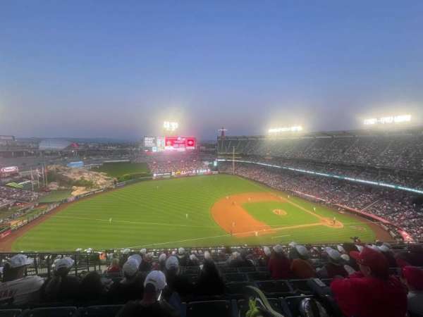 Angel Stadium, section: 511, row: H, seat: 13