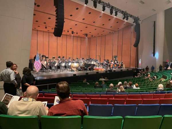 Des Moines Civic Center, section: 2W, row: M, seat: 18