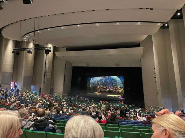 Des Moines Civic Center, section: 7E, row: HH, seat: 87