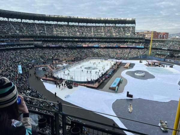 T-Mobile Park, section: 312, row: 2, seat: 8