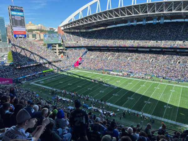Lumen Field, section: 332, row: N, seat: 1