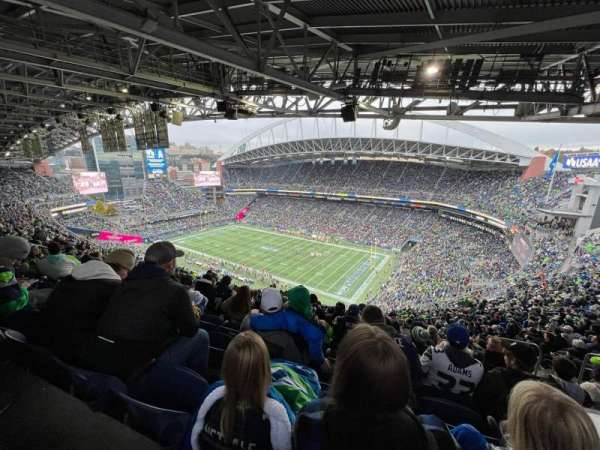 Lumen Field, section: 329, row: FF, seat: 7