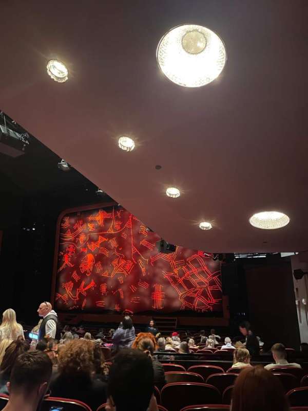 Minskoff Theatre, section: Orchestra R, row: U, seat: 16