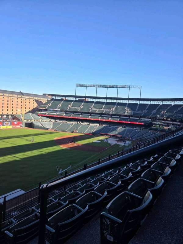 Oriole Park at Camden Yards, section: 372, row: 5, seat: 1