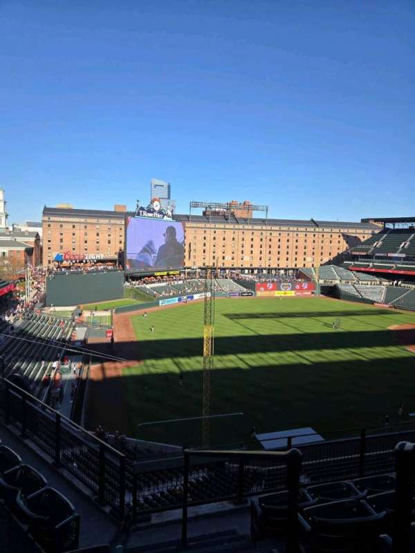 Oriole Park at Camden Yards, section: 372, row: 5, seat: 1