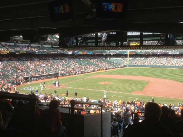 Oriole Park at Camden Yards, section: 17, row: 11, seat: 19