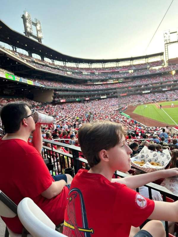 Busch Stadium, section: 131, row: 19ADA, seat: 7