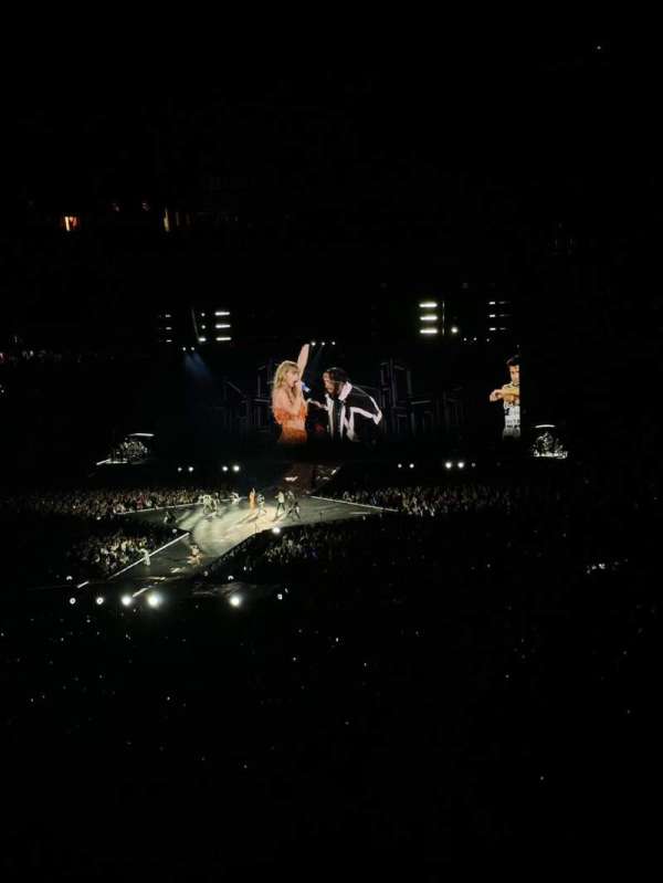 Photo by jenniphobarrios at Levi's Stadium