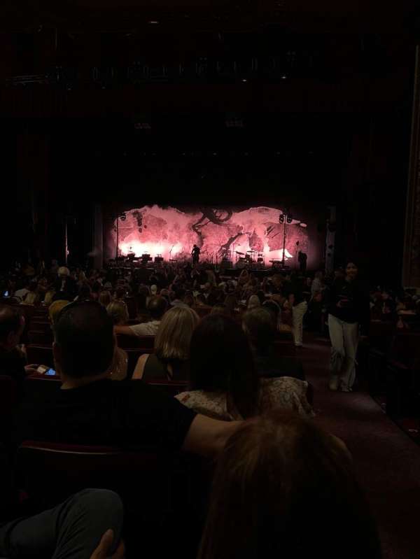 Chicago Theatre, section: MNFL4R, row: G, seat: 418