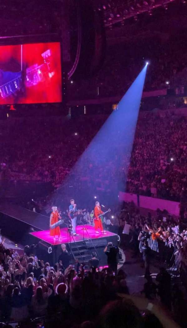 Simmons Bank Arena, section: 102, row: 17, seat: 3