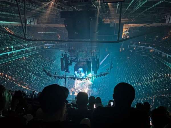 Golden 1 Center, section: 211, row: M, seat: 3