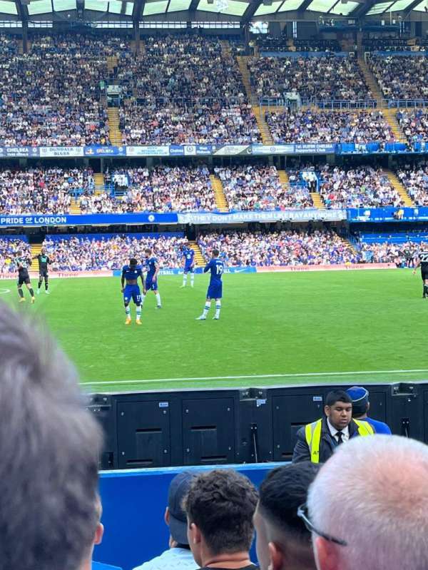 Stamford Bridge, section: West Stand Lower 7, row: 8, seat: 168