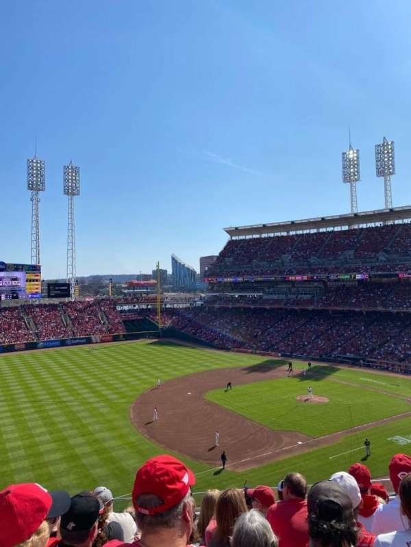 Great American Ball Park, section: 414, row: G, seat: 4