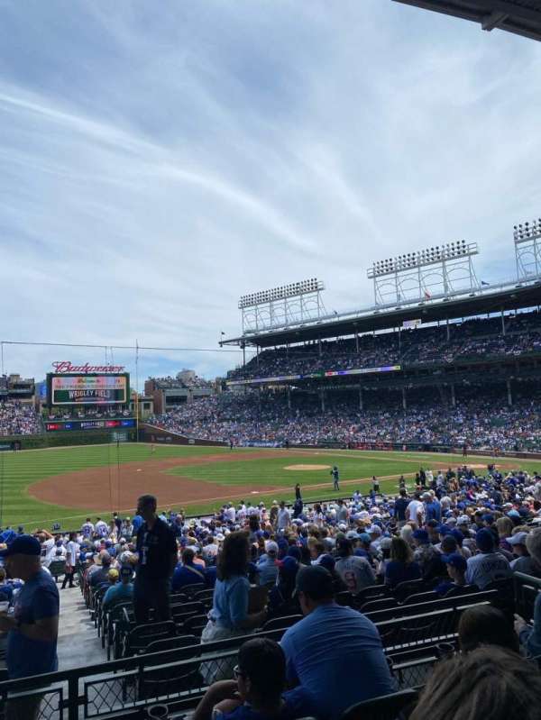 Wrigley Field, section: 203, row: 4, seat: 4
