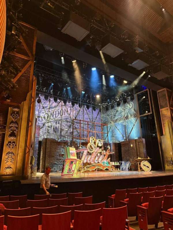 Stephen Sondheim Theatre, section: Orchestra L, row: G, seat: 9
