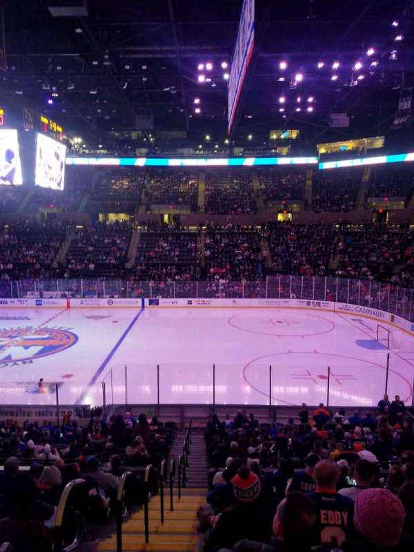 Nassau Veterans Memorial Coliseum, section: 115, row: 10, seat: 1