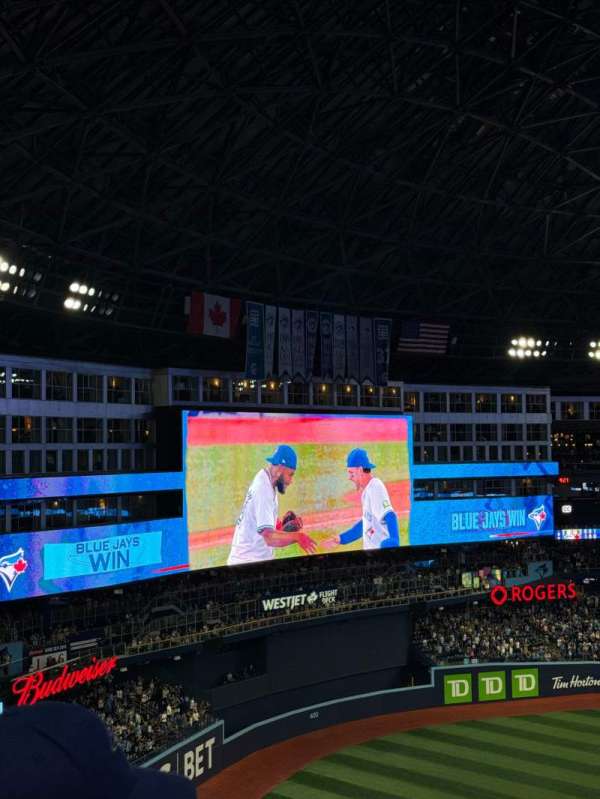 Rogers Centre, section: 537, row: 6, seat: 1