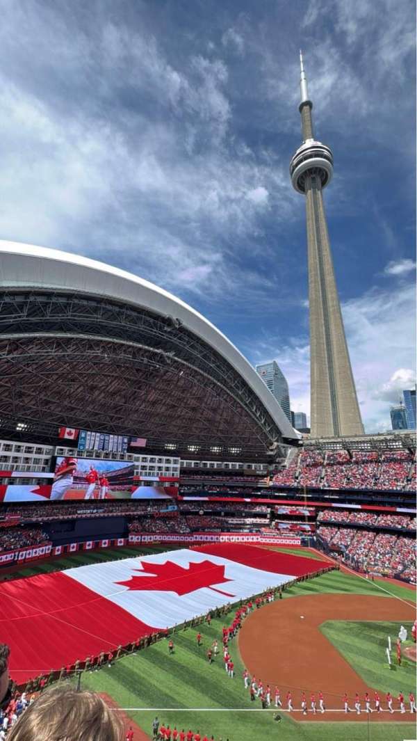 Rogers Centre, section: 533, row: 2, seat: 1