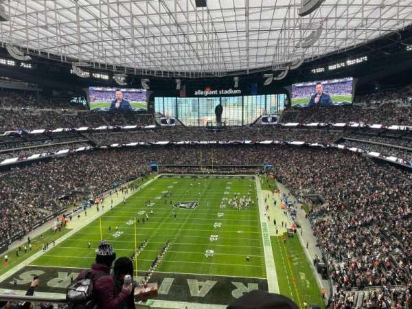 Allegiant Stadium, section: 323, row: 7, seat: 16