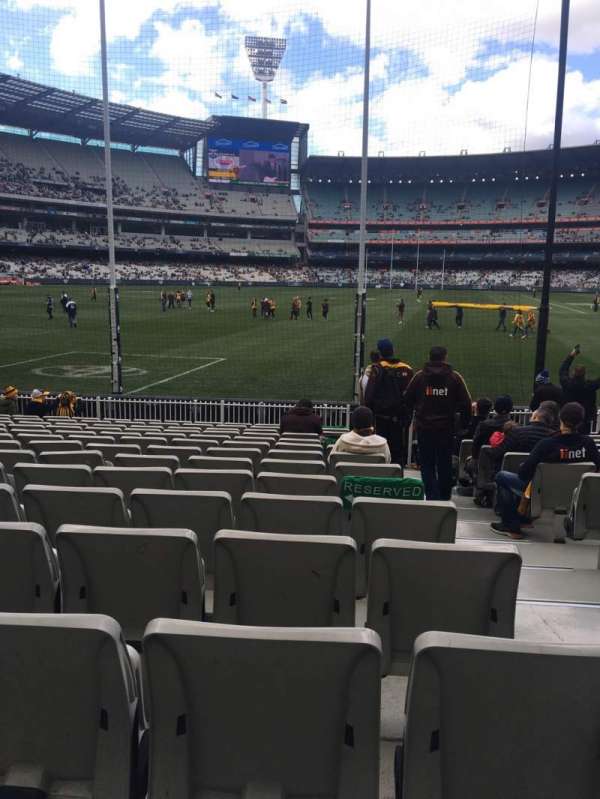 Melbourne Cricket Ground, section: M32, row: O, seat: 2