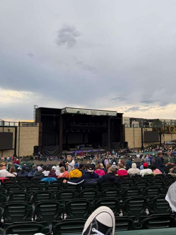 Fiddler's Green Amphitheatre, section: 204, row: Wcw, seat: 211