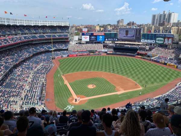 Yankee Stadium, section: 419, row: 11, seat: 10