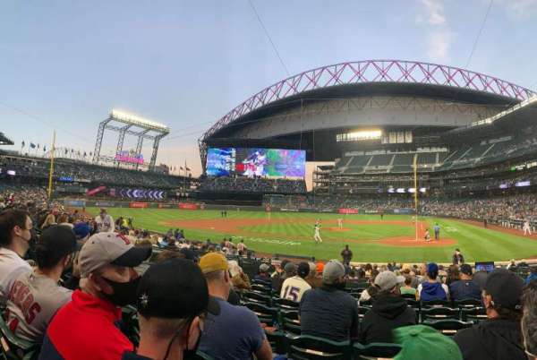 T-Mobile Park, section: 135, row: 17, seat: 3