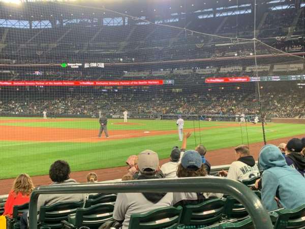T-Mobile Park, section: 143, row: 7, seat: 1