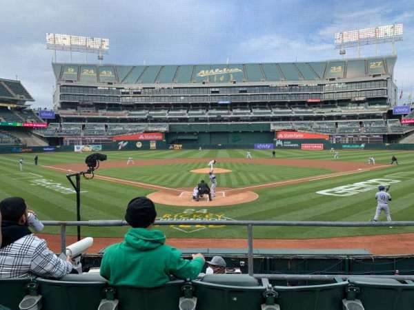 Oakland Coliseum, section: 117, row: 16, seat: 4