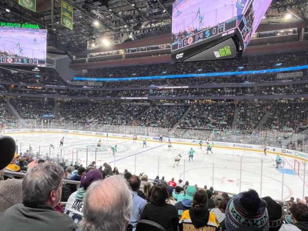 Climate Pledge Arena, section: 25, row: P, seat: 5