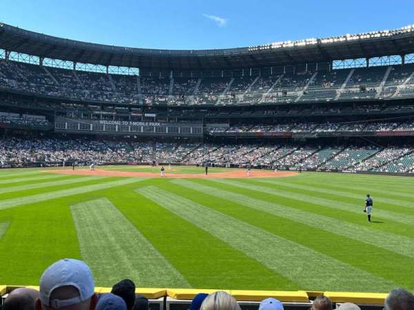 T-Mobile Park, section: 103, row: 27, seat: 8