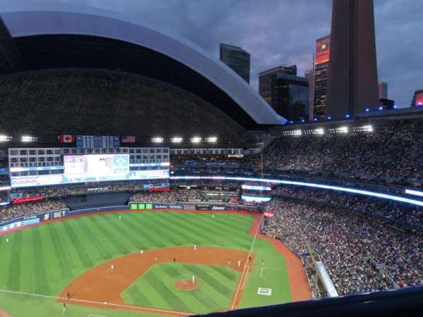 Rogers Centre, section: 527, row: 16, seat: 7