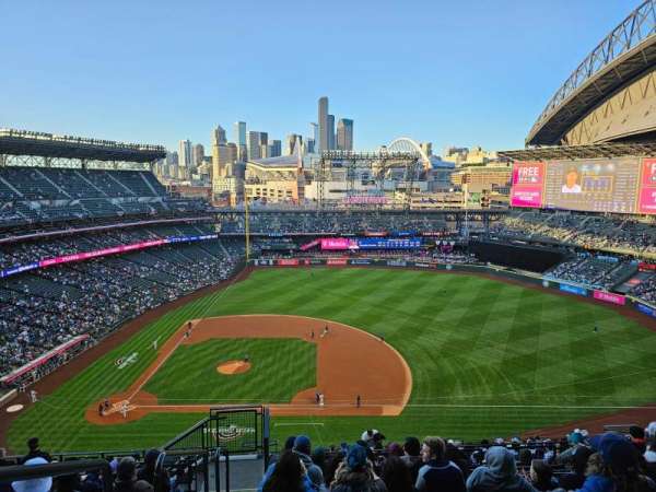 T-Mobile Park, section: 321, row: 17, seat: 24