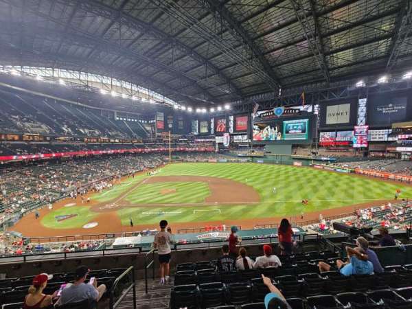 Chase Field, section: 208, row: 7, seat: 18