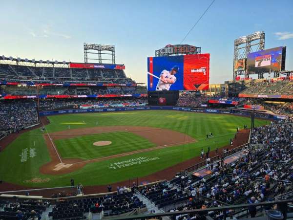 Citi Field, section: 315, row: 2, seat: 1