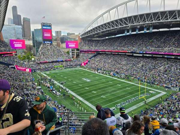 Lumen Field, section: 327, row: K, seat: 22
