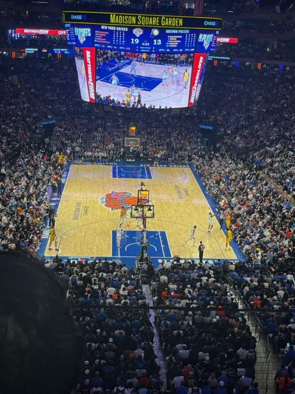 Madison Square Garden, section: 415, row: 2, seat: 13
