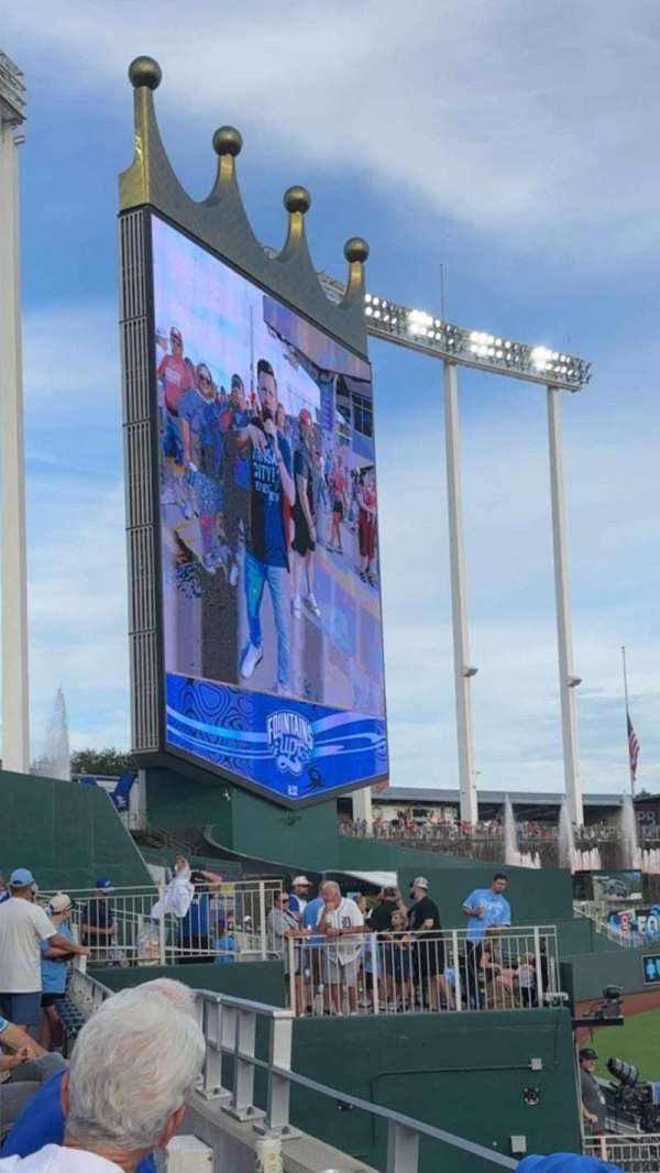 Kauffman Stadium, section: 105, row: B, seat: 7