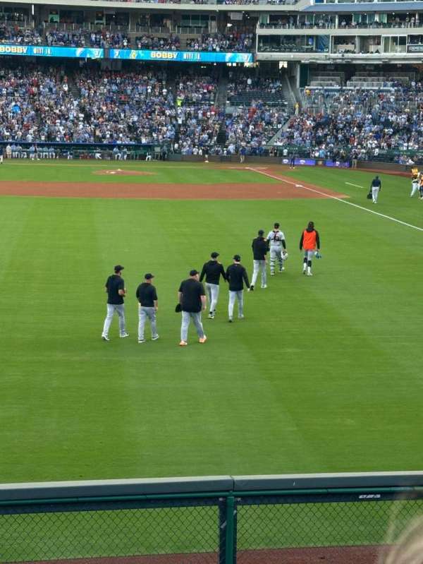 Kauffman Stadium, section: 105, row: B, seat: 7