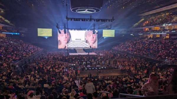 Uber Arena, section: 220, row: 24, seat: 15